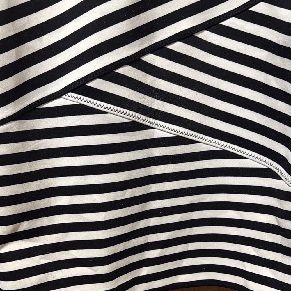Michael Kors Black and White Sheath Midi - Picture 4 of 8